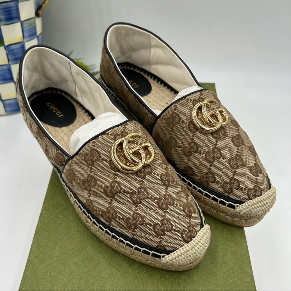 Women’s Gucci, GG supreme canvas espadrilles size 40.5 made in Spain